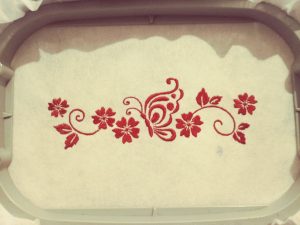 Matriz De Bordado - Borboleta com Flores - Imagem 3