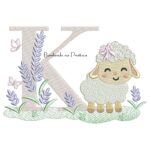 Matriz de Bordado Letra K Ovelhinha Lavanda