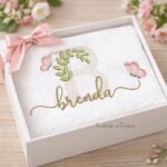 Matriz de bordado Brenda com Folhas e borboletas para bordar Bordando na pratica